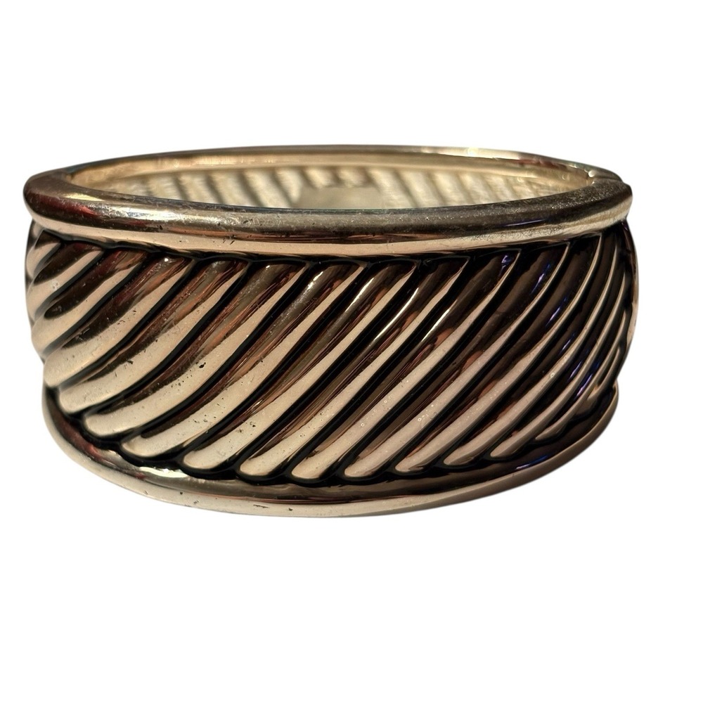 Vintage Premier Designs Ribbed Cuff Bracelet Hinged Clamp Silver Tone‎ Chunky - Picture 2 of 16